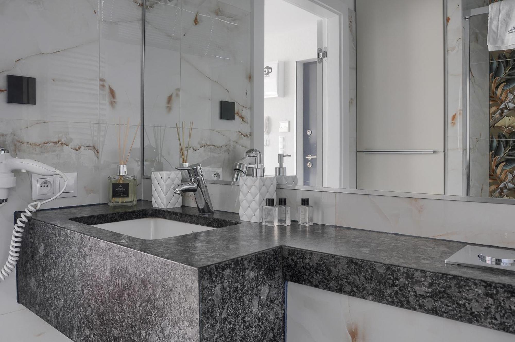 Apartament Nadmorski Luksus - Boulevard Устроне-Морське Екстер'єр фото